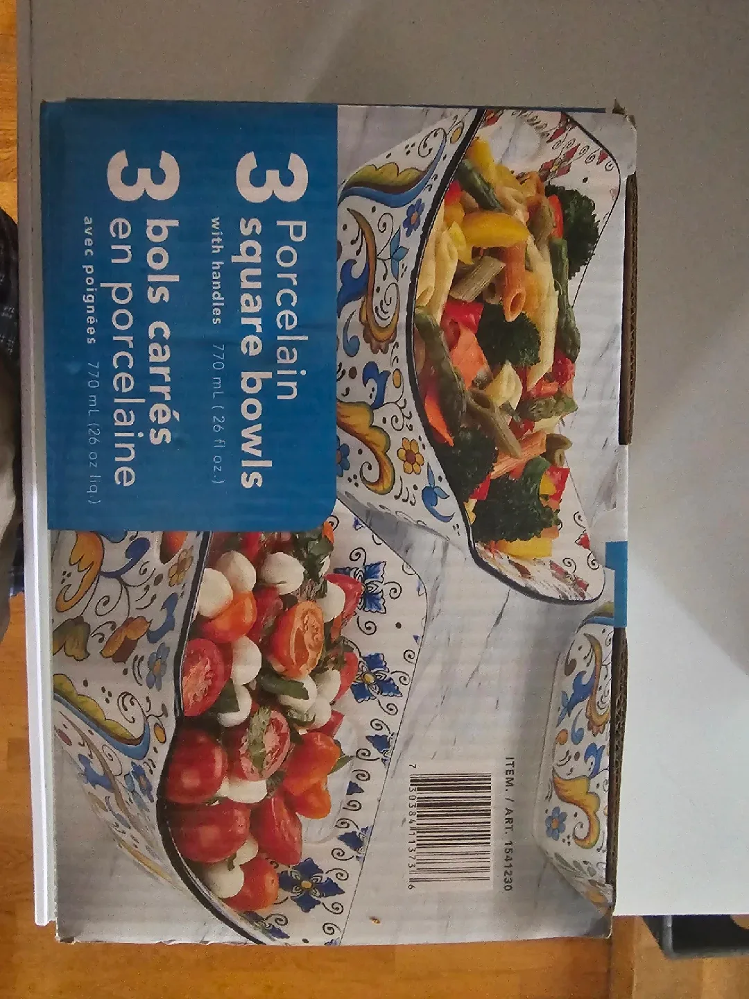 Porcelain Square Bowls, Set of 3 (New in Box) image indicator(2)