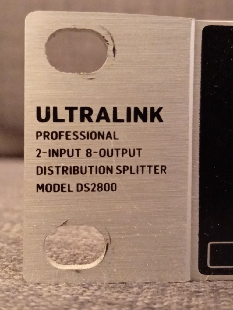 Behringer Ultralink DS2800 Distribution Splitter - photo 3