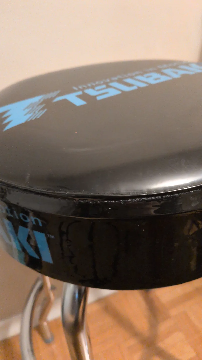 Tsubaki 'Innovation in Motion' Bar Stool image indicator(4)