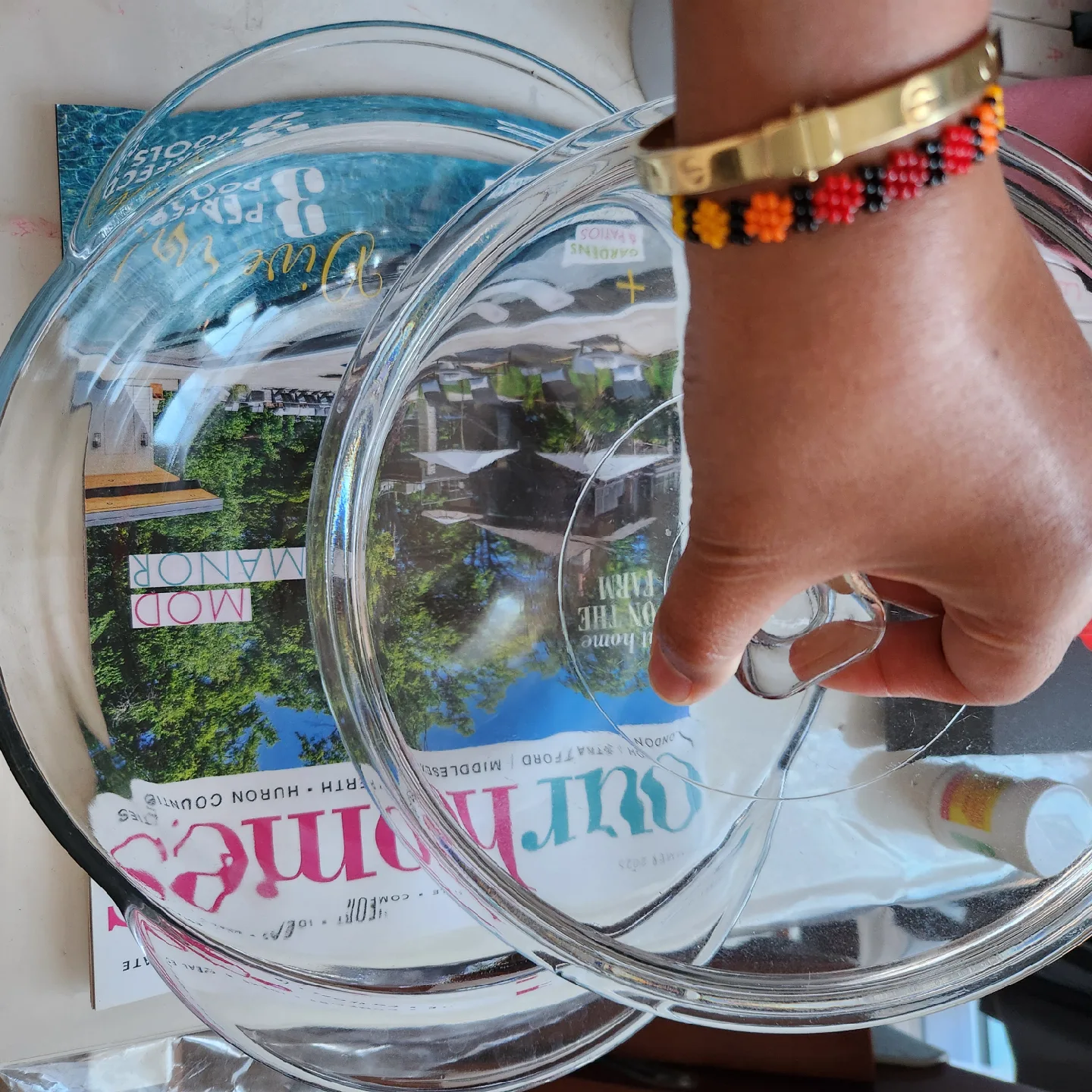 Glass Oval Baking Dish with Lid (12 inch) image indicator(5)