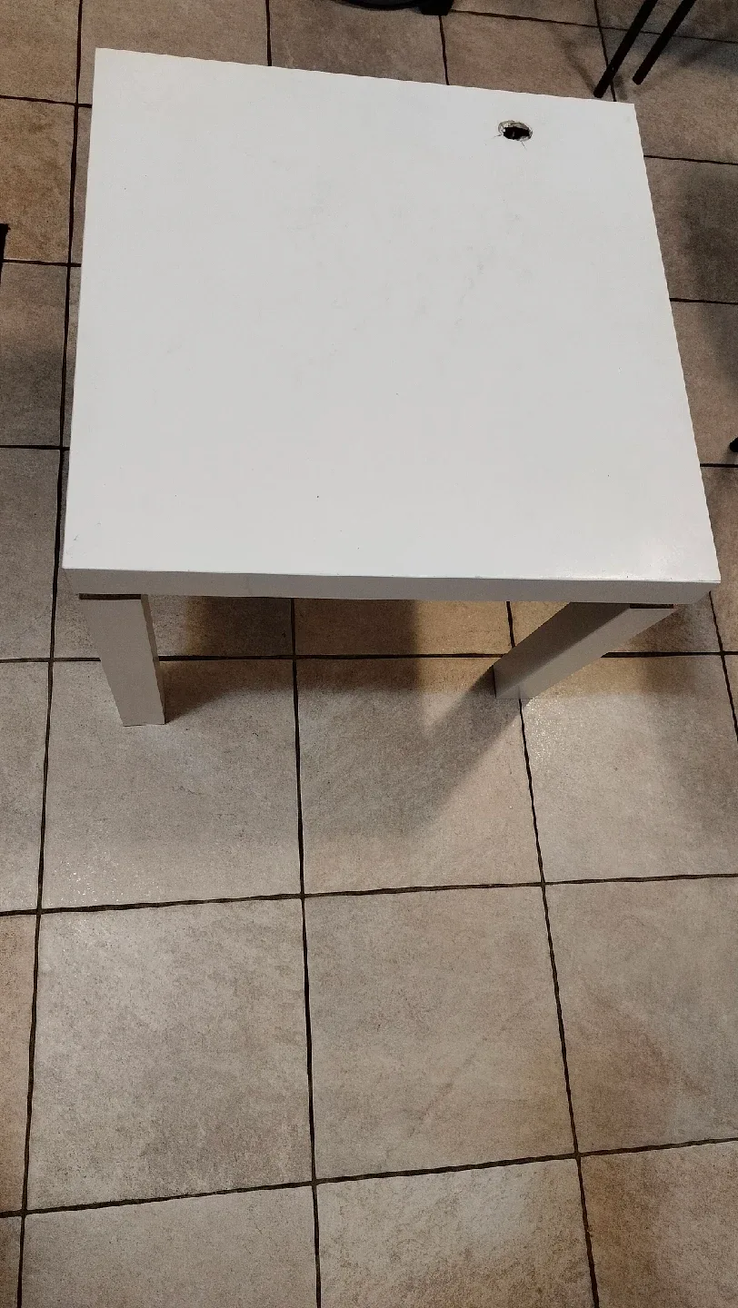 ikea Small White Table image indicator(3)