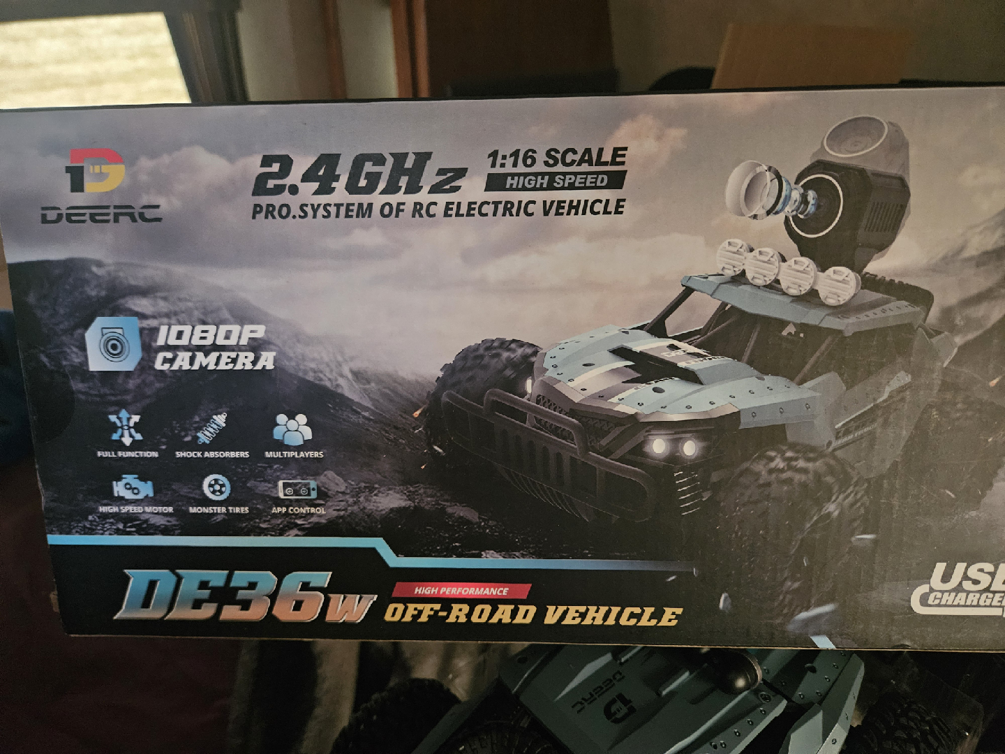 DEERC DE36W Off-Road Vehicle, 1:16 Scale