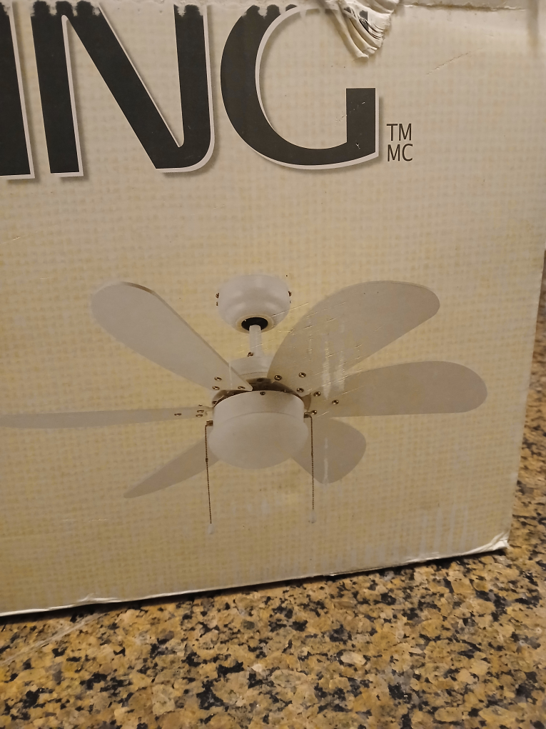 🆕️Reversible 6-Blade Ceiling Fan with Lighting - PICK UP ASAP!
