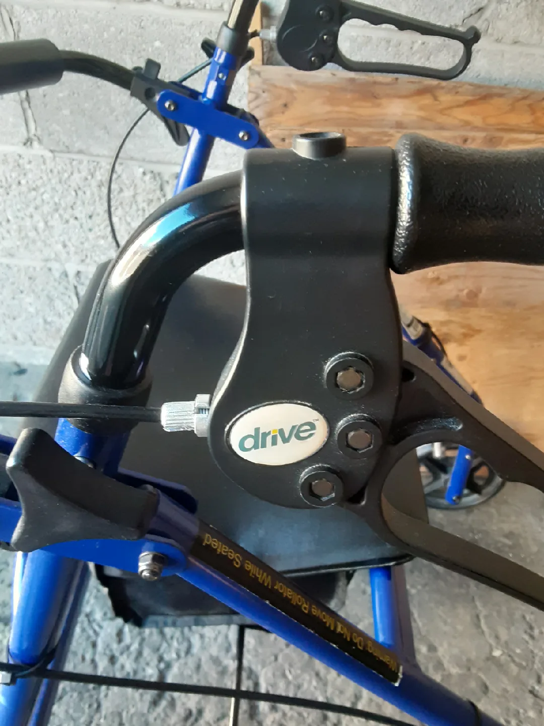 Drive Medical Blue Walker with Seat Thanksgiving special Free! image indicator(4)