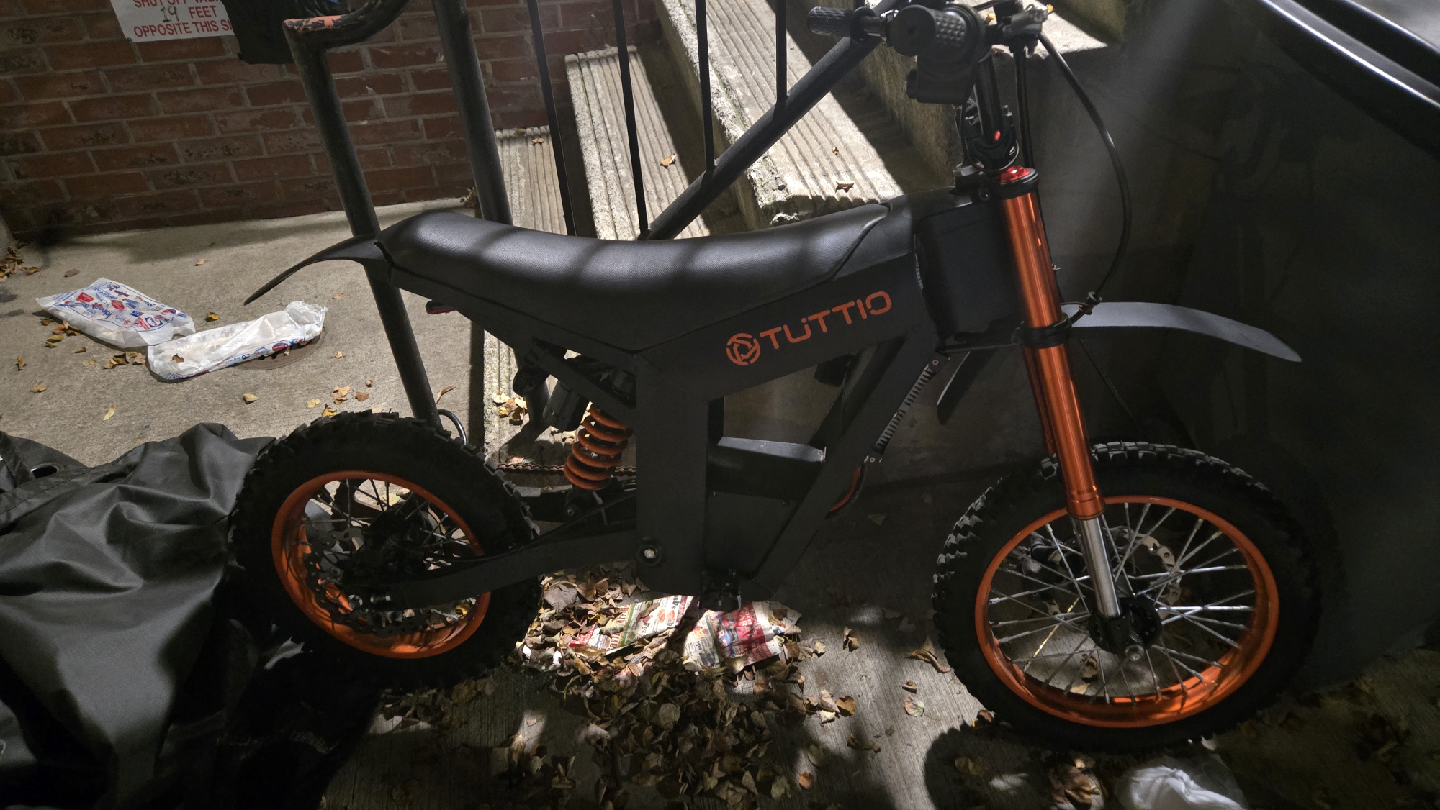 Tuttio Electric Dirt Bike - used - photo 4