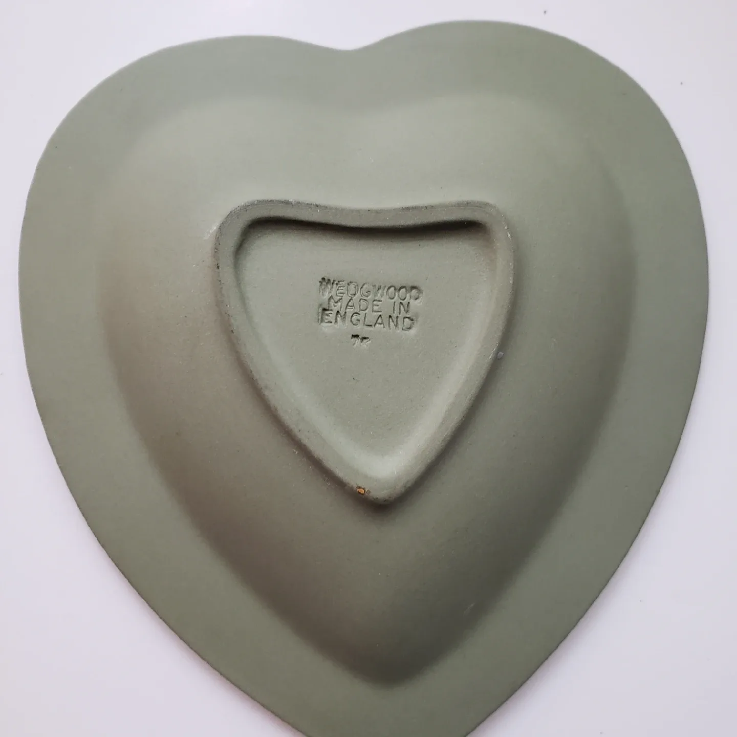 Wedgwood Heart Shaped Trinket Dish image indicator(2)