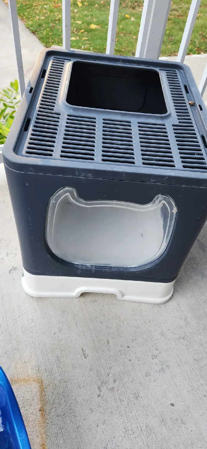 Grey Cat Litter Box Enclosure image indicator(2)