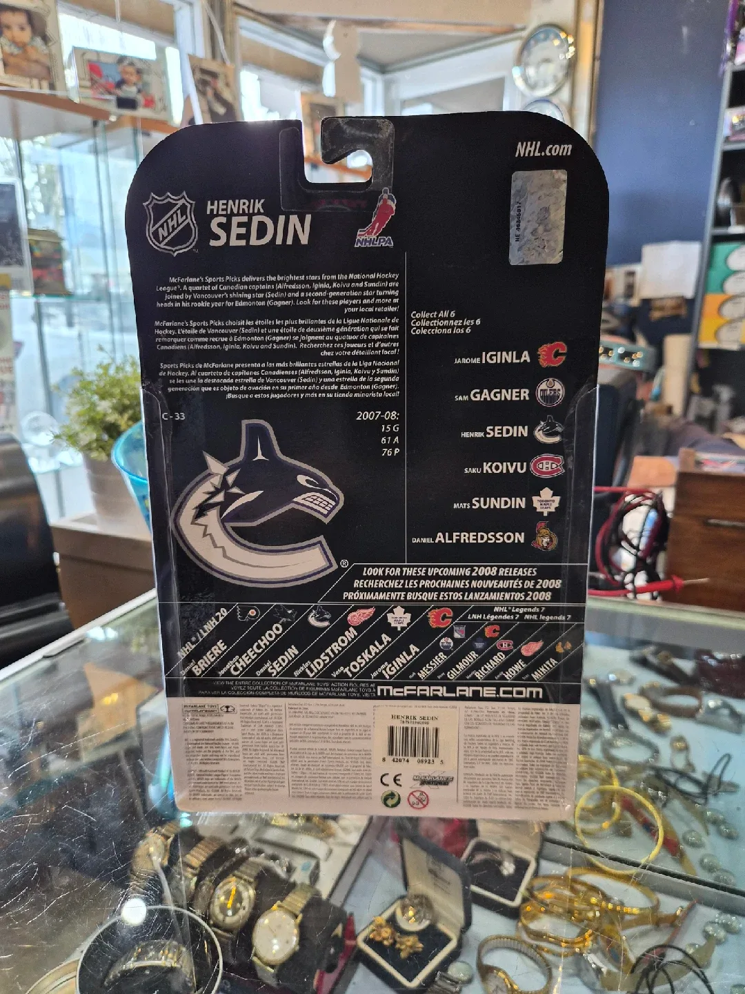 Henrik Sedin McFarlane's Sports Picks Figurine image indicator(3)