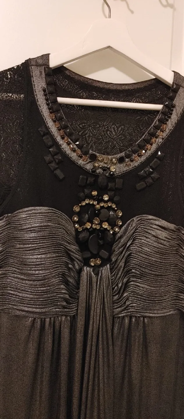 Elegant Black & Silver Evening Dress image indicator(2)