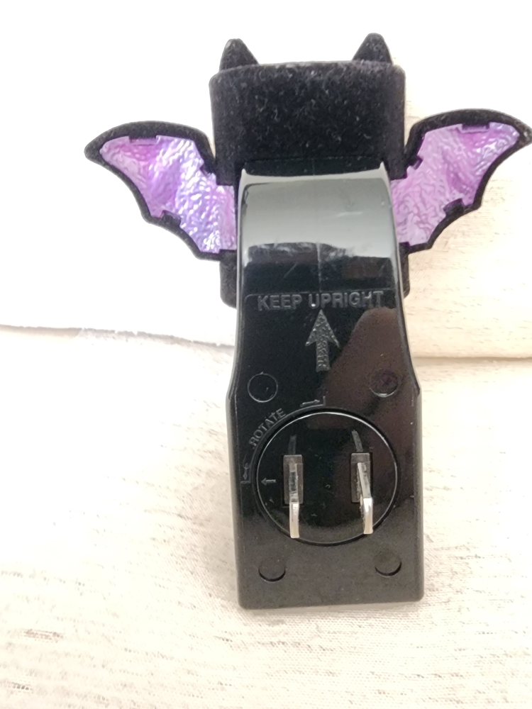 Bath & Body Works Bat Wallflowers Plug - photo 2
