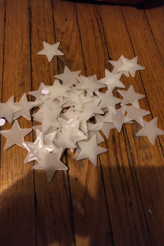 free glow in the dark stars 🥕 thumbnail