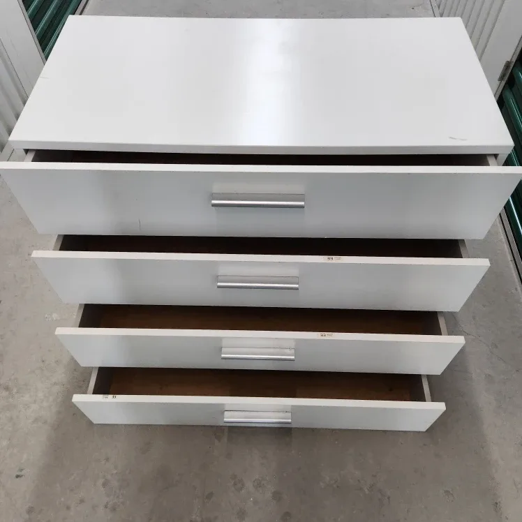 White 4-Drawer Dresser image indicator(2)