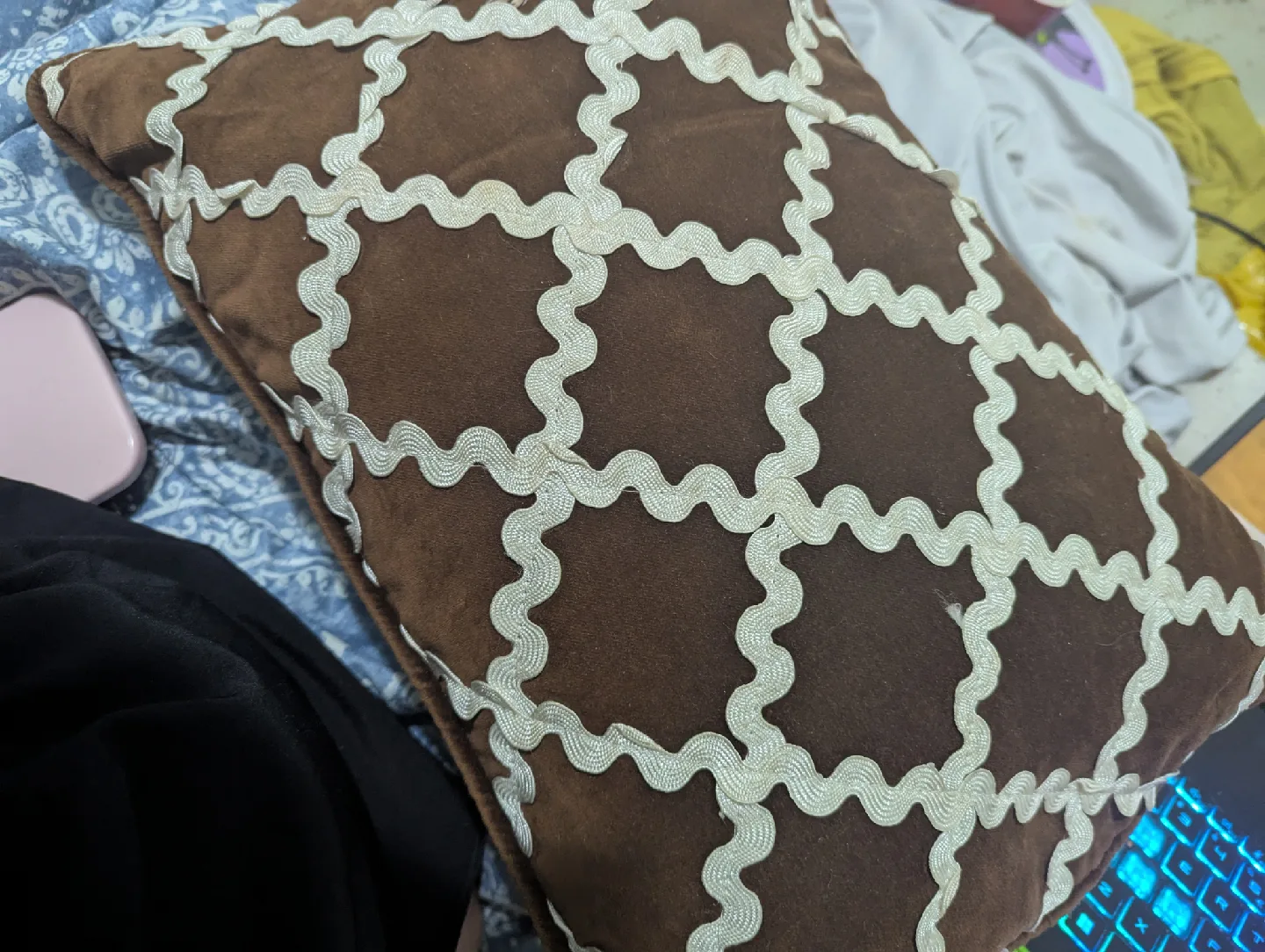 Brown Decorative Pillow image indicator(2)