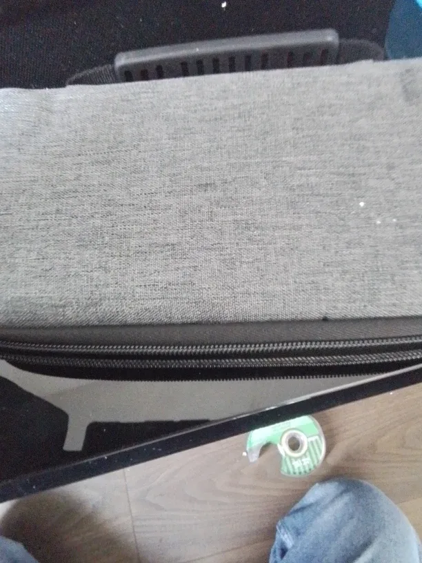 Nintendo Switch Carrying Case image indicator(2)