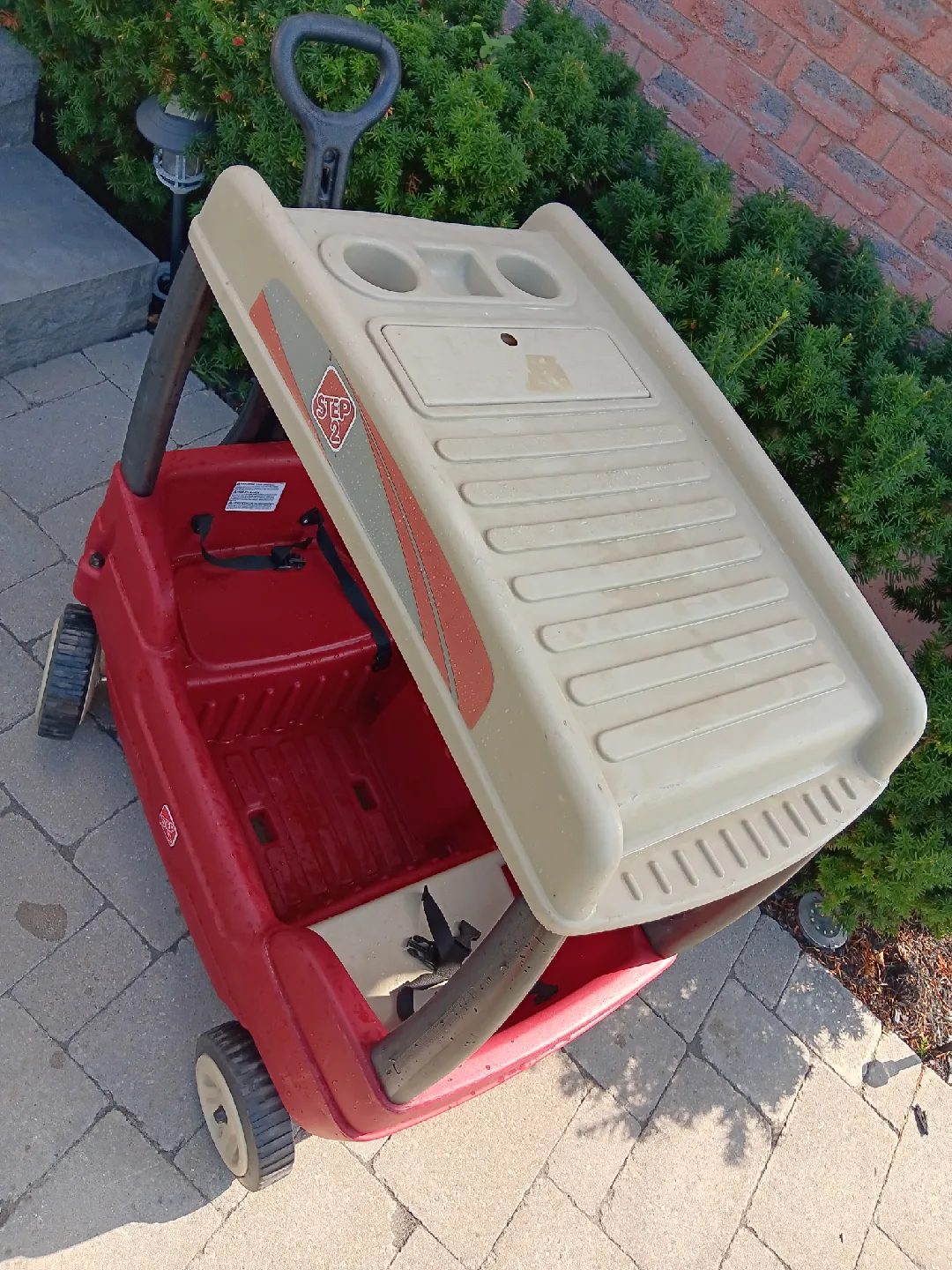 Step2 Wagon for Two image indicator(10)