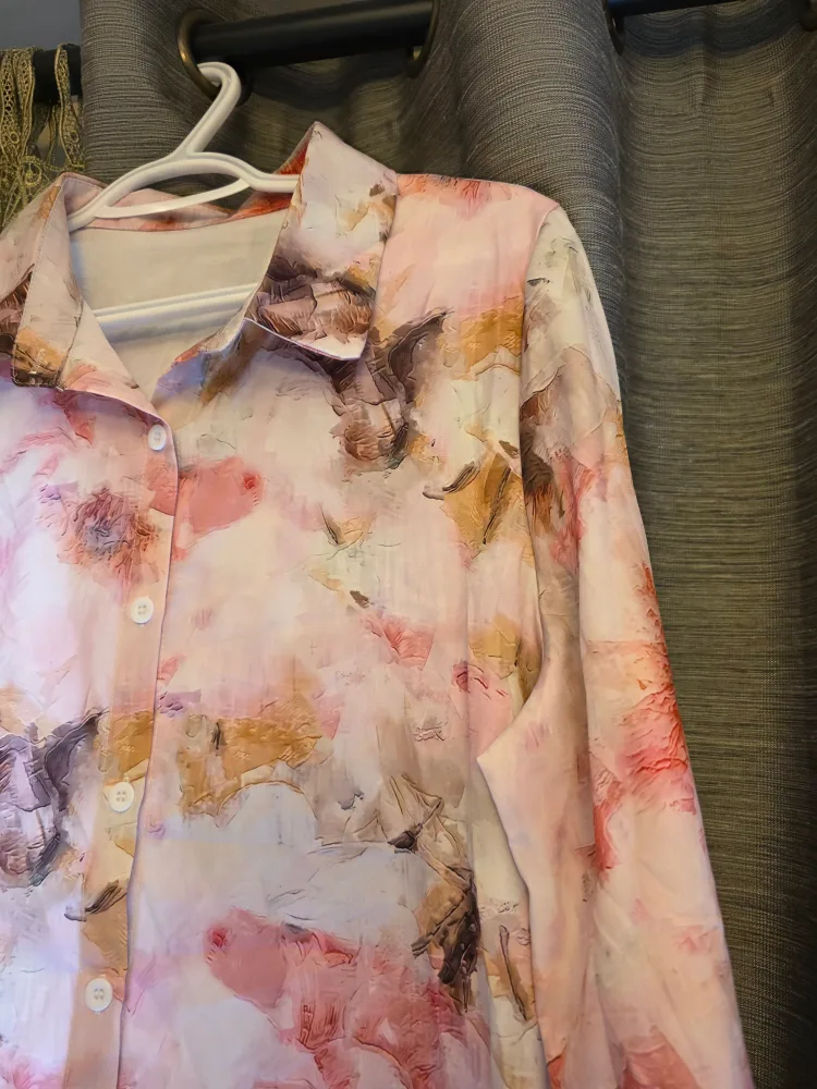 Floral Button-Up Long Sleeve Shirt image indicator(4)