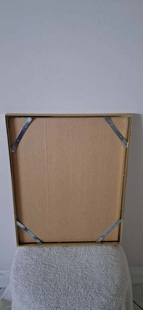 Gold Picture Frame image indicator(2)