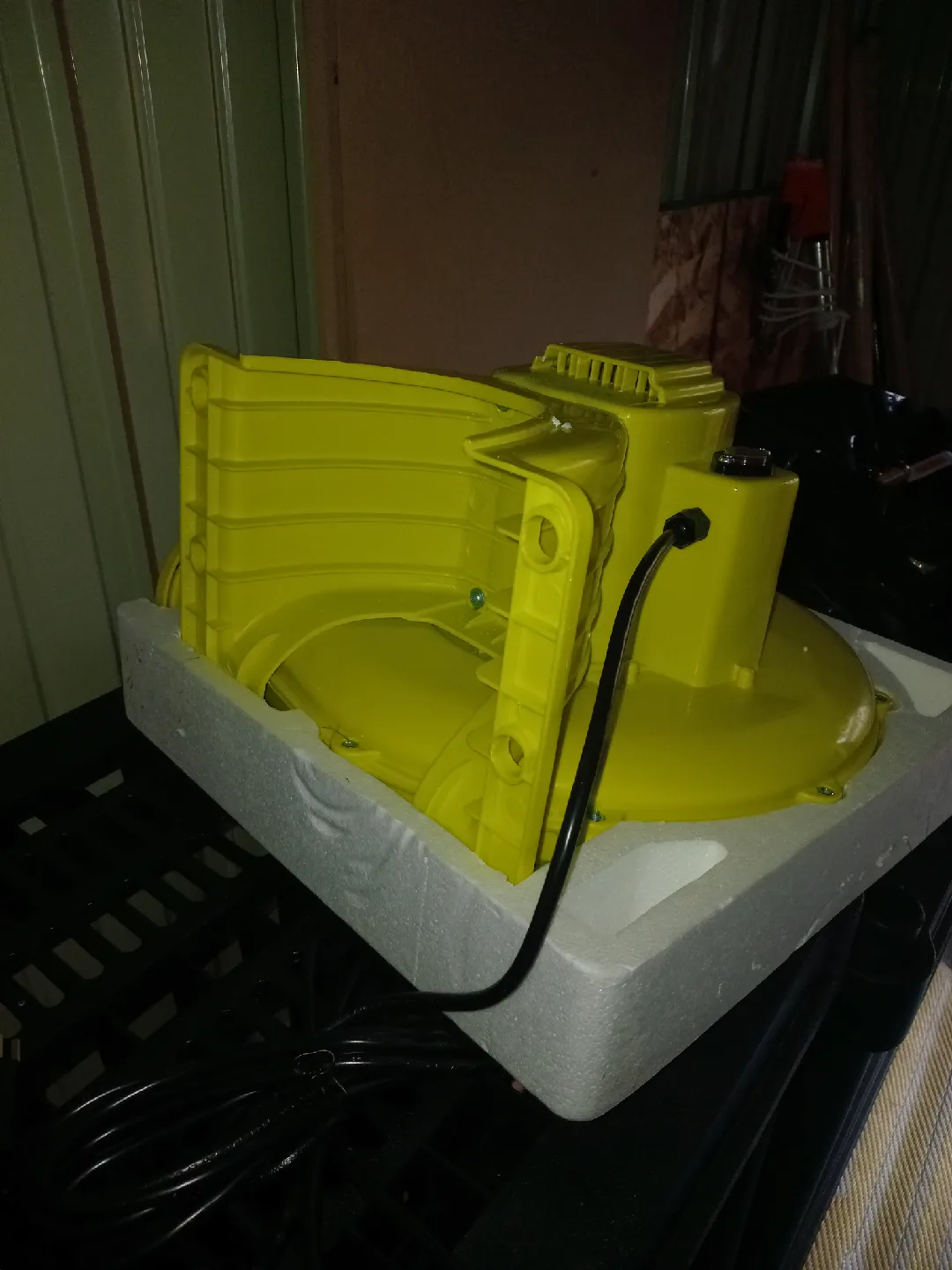 Yellow Industrial Blower image indicator(2)