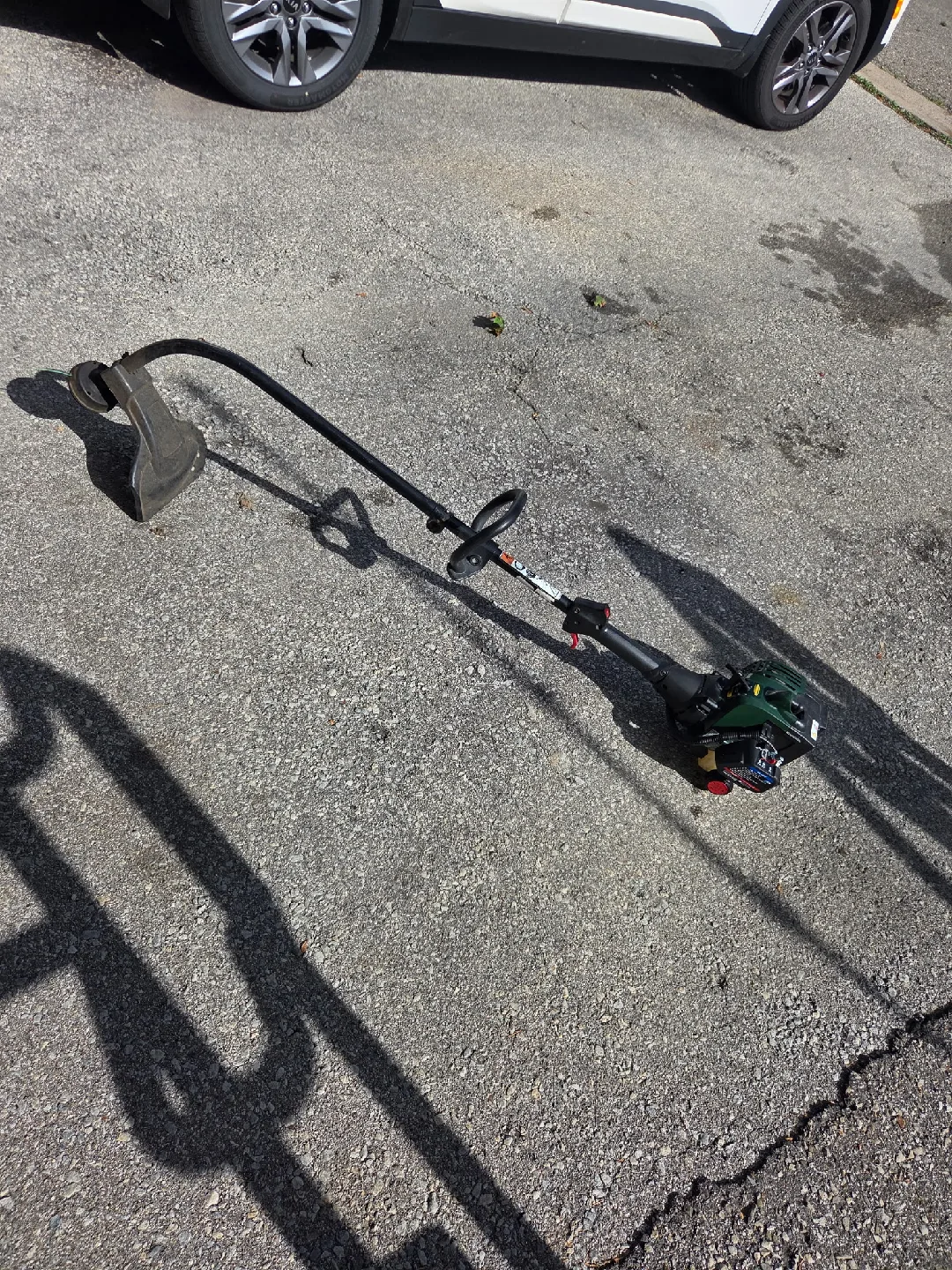 Gas powered whipper snipper