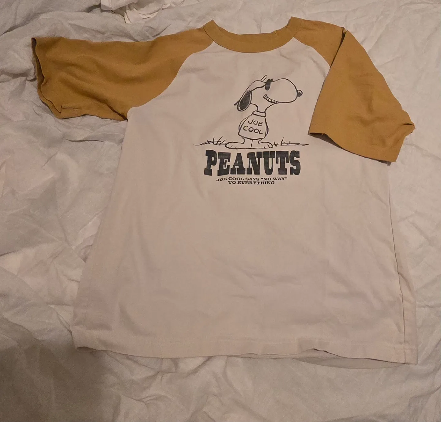 Uniqlo x Peanuts Snoopy Raglan Tee Yellow  Vintage Style thumbnail