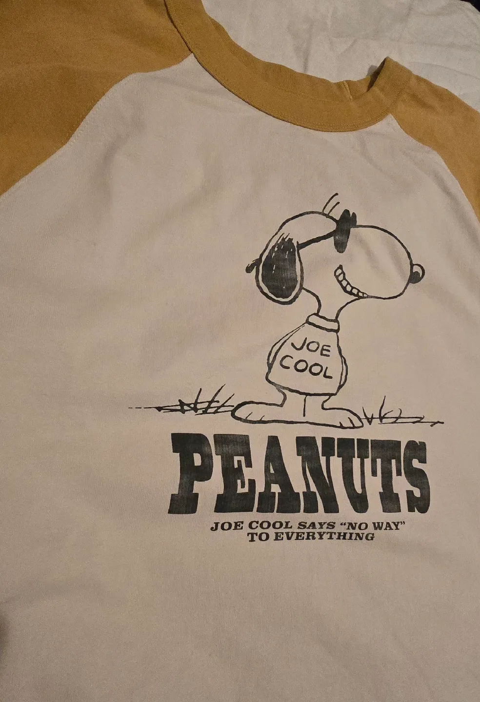 Uniqlo x Peanuts Snoopy Raglan Tee Yellow  Vintage Style image indicator(2)
