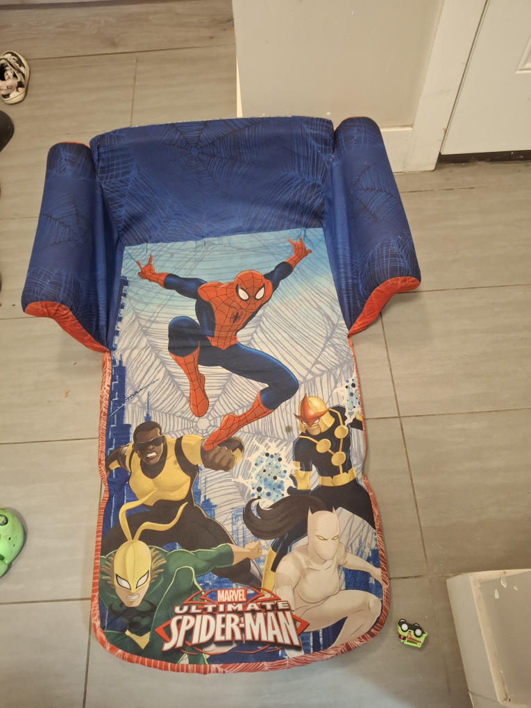 Marvel Ultimate Spider-Man Kids Flip Open Sofa - photo 2