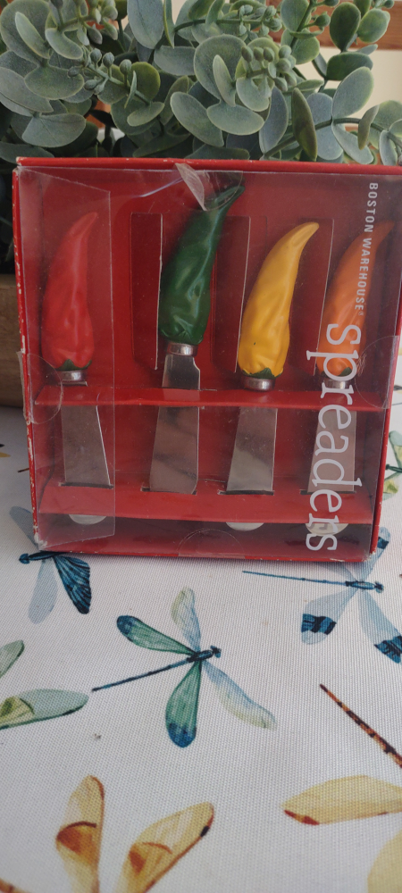Boston Warehouse Spreaders Set - New in Box! - photo 2