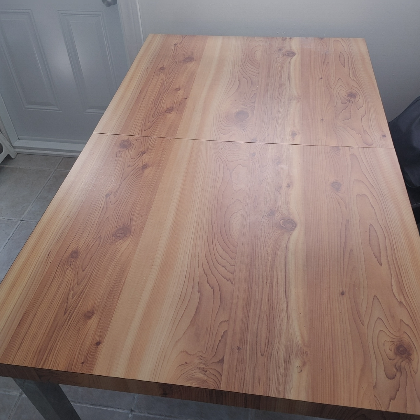 IKEA Extendable Dining Table - photo 2