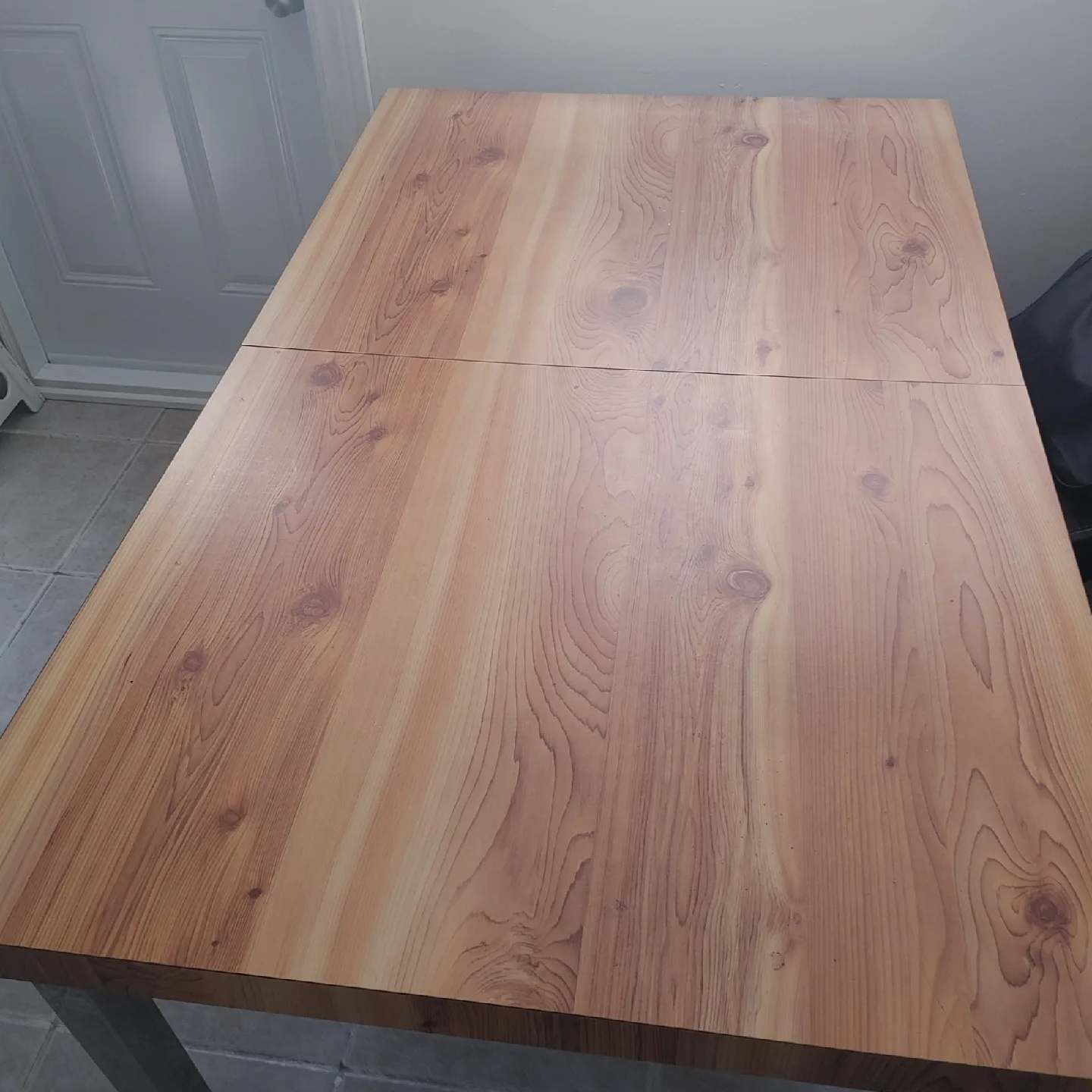 IKEA Extendable Dining Table image indicator(2)