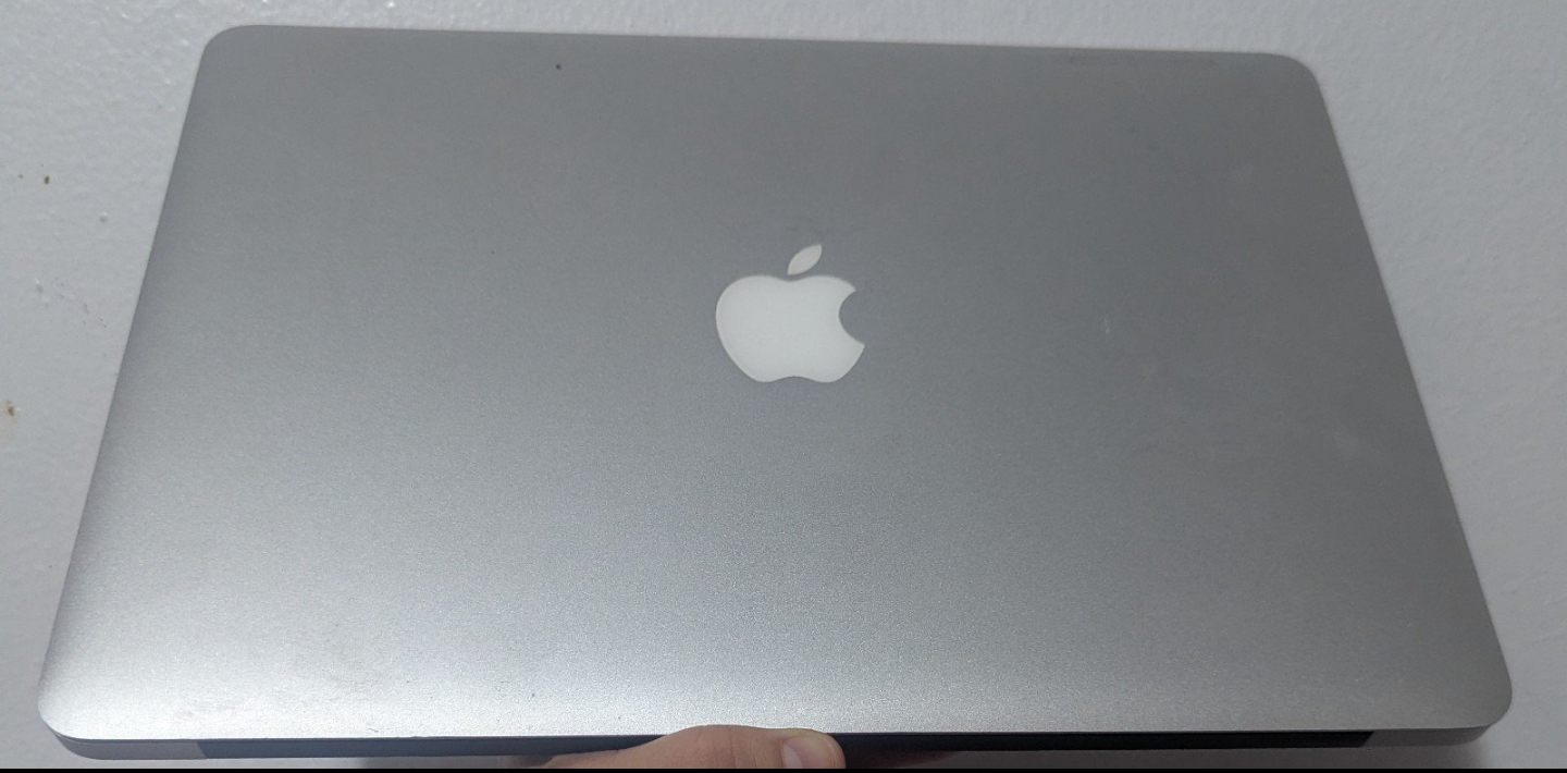 Apple MacBook Air 13" 1.8 Dual Core Intel Core i5 A1466