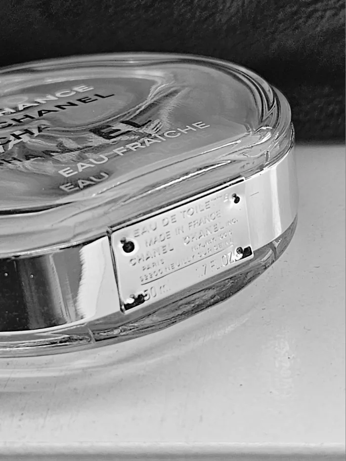 Perfumes (3 different scents) image indicator(5)