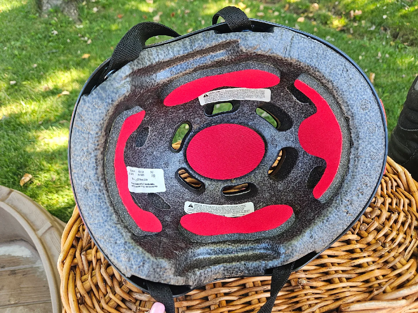 Spider-Man Kids Bike Helmet image indicator(2)