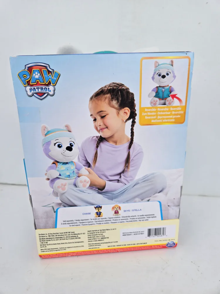 PAW Patrol, Bedtime Plush Everest with Reversible Outfit image indicator(3)