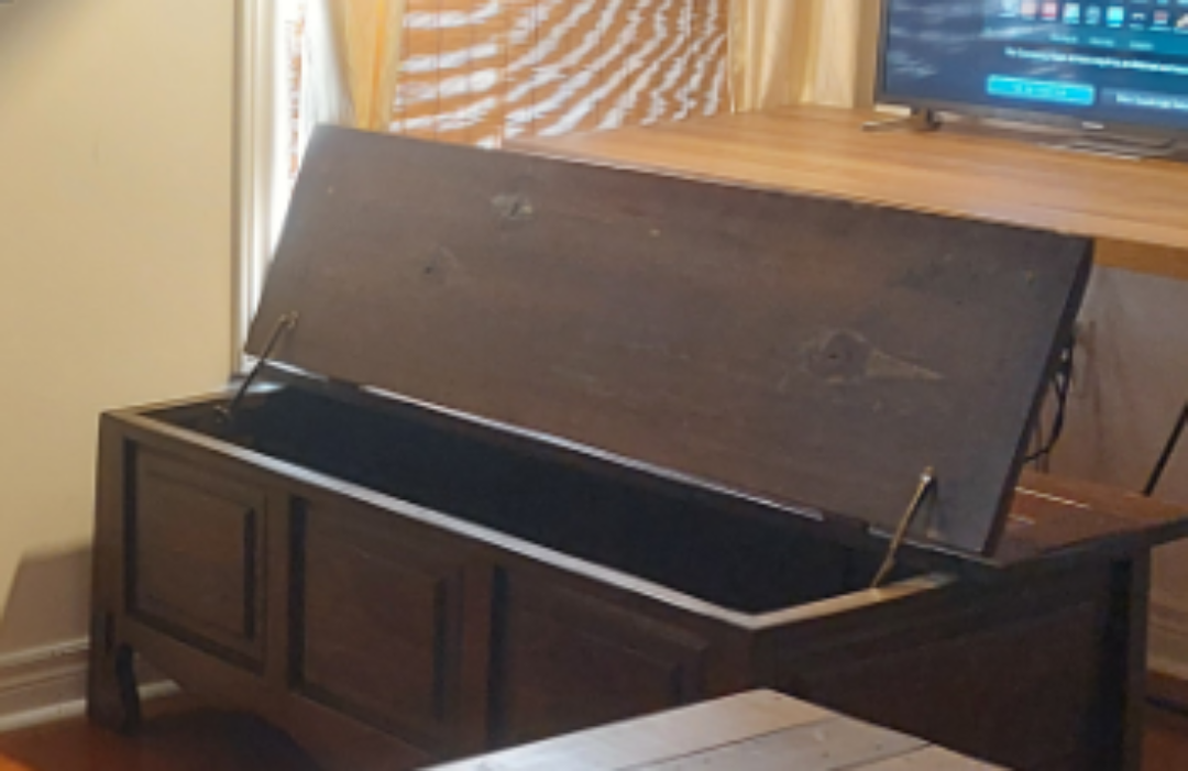 Wooden Storage Chest/Bench - photo 4