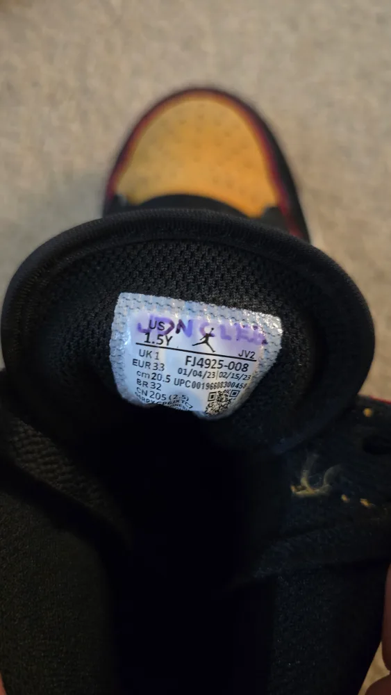 Nike Air Jordan 1.5Y Sneakers image indicator(2)