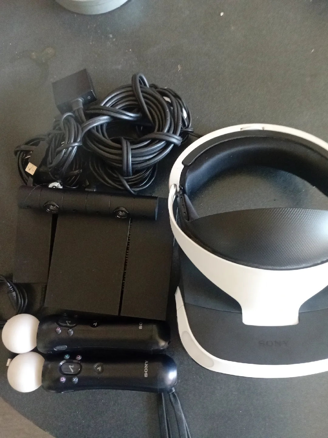 Sony PlayStation VR Headset with Motion Controllers thumbnail