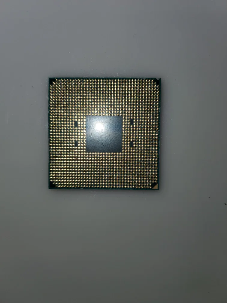 AMD Ryzen 5 5500 (Untested – For Parts or Repair) image indicator(3)
