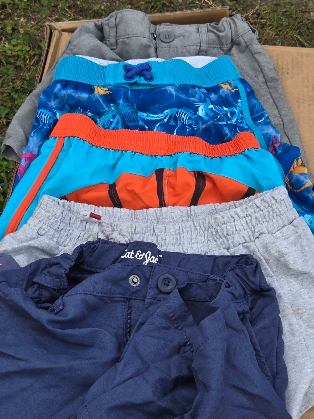 Mixed Clothing Lot image indicator(2)