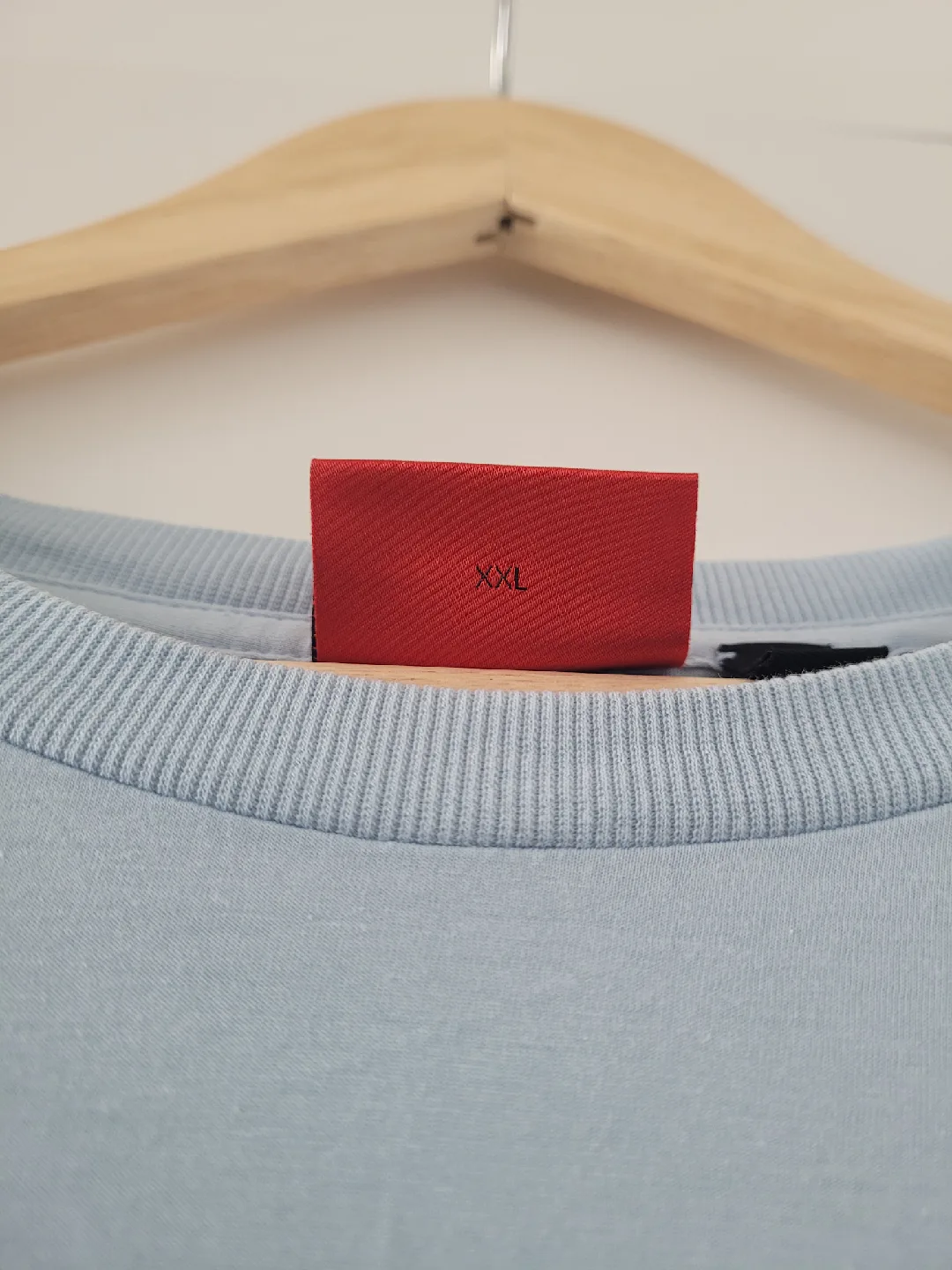 HUGO Light Blue Men's T-Shirt - XXL image indicator(3)