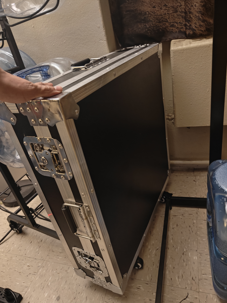 large Black Rolling Hard Case - photo 5