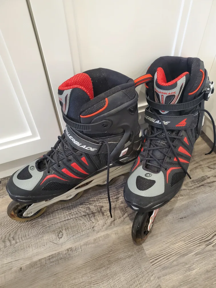Rollerblade Crossfire 90 mm Inline Skates - men's size 10 image indicator(8)