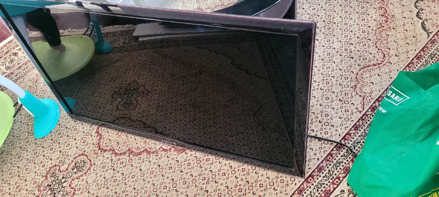 Samsung UN40D6000 40" LCD TV image indicator(5)