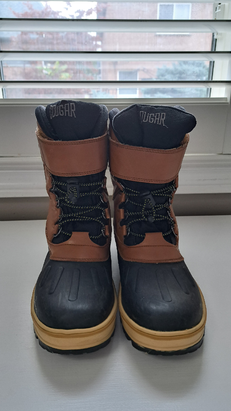 Cougar Brown/Black Winter Boots - Size 8