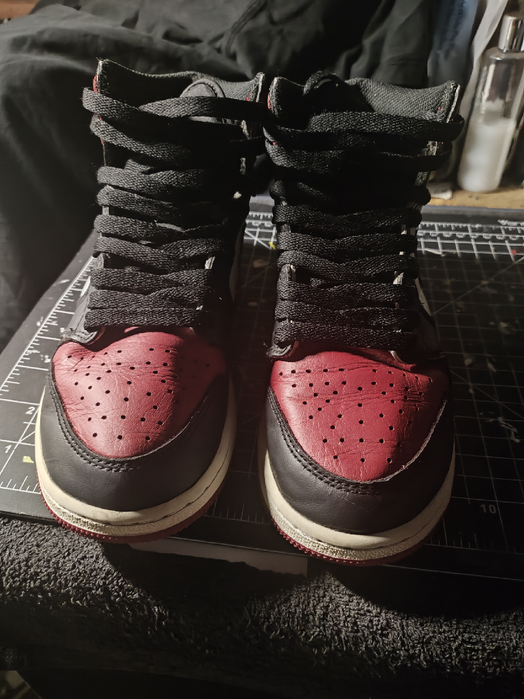 Nike Air Jordan 1 Retro OG Bred Toe - photo 2