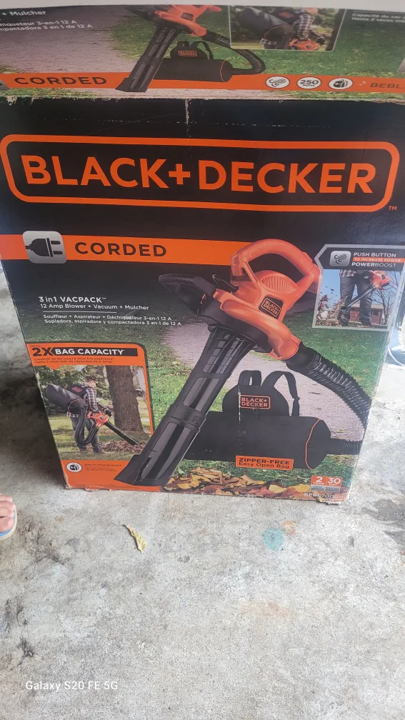 Black+Decker 3-in-1 VACPACK Blower/Vacuum/Mulcher thumbnail
