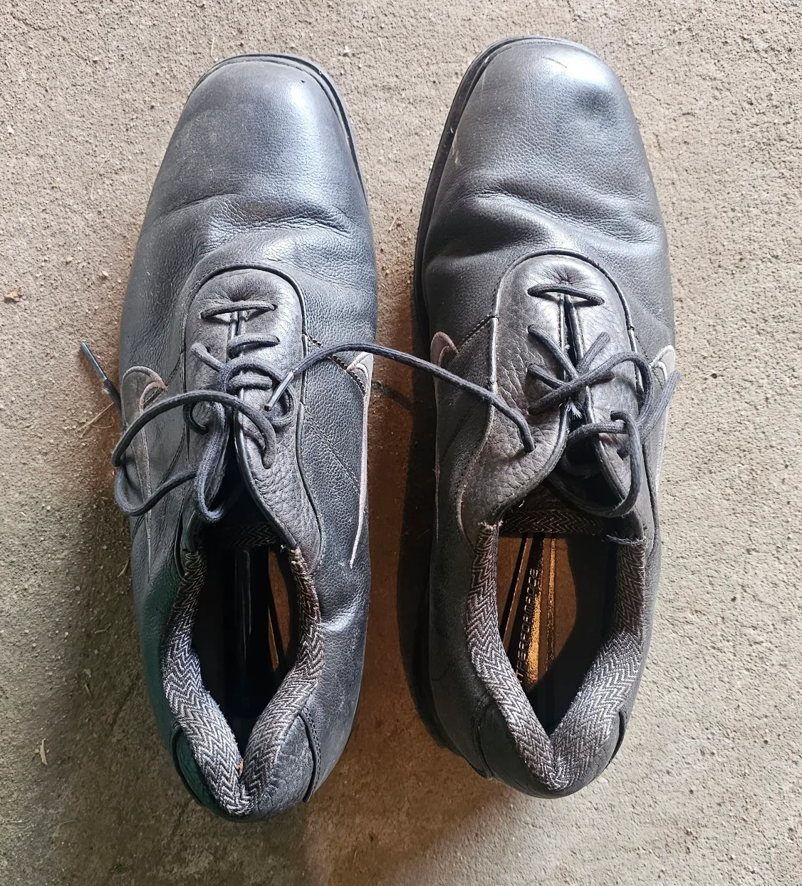 🧡 Mens Nike Golf Shoes - Size 10 thumbnail