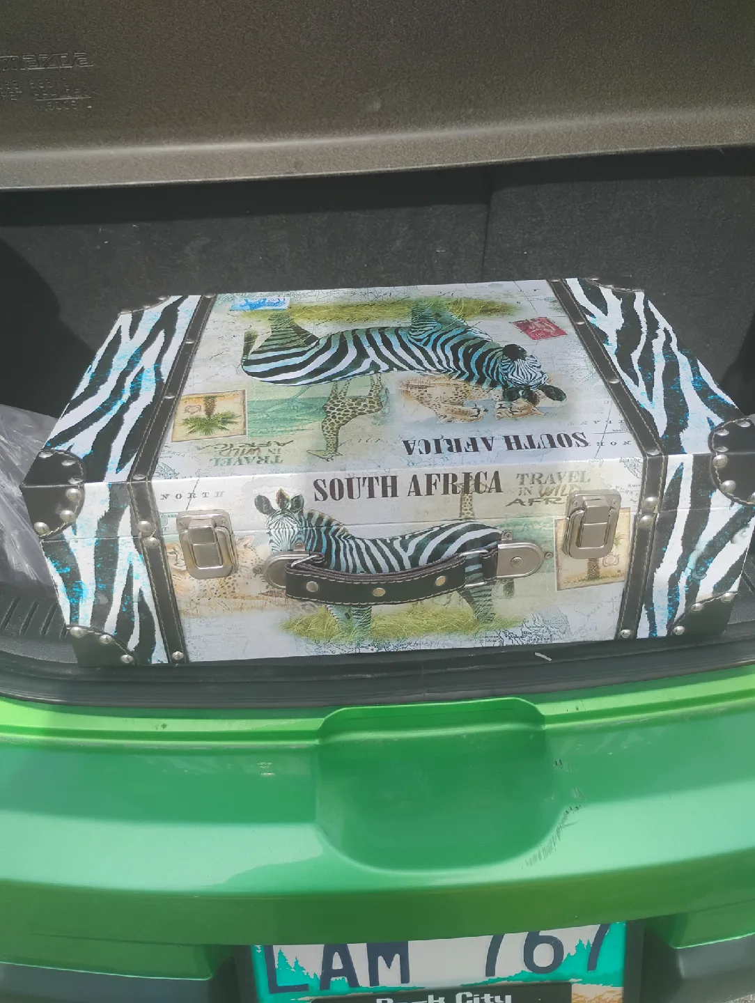 Zebra Print Decorative Suitcase image indicator(3)