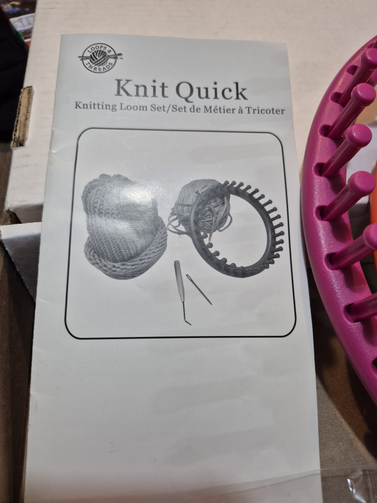 Knit Quick Loom Set Lot - photo 3