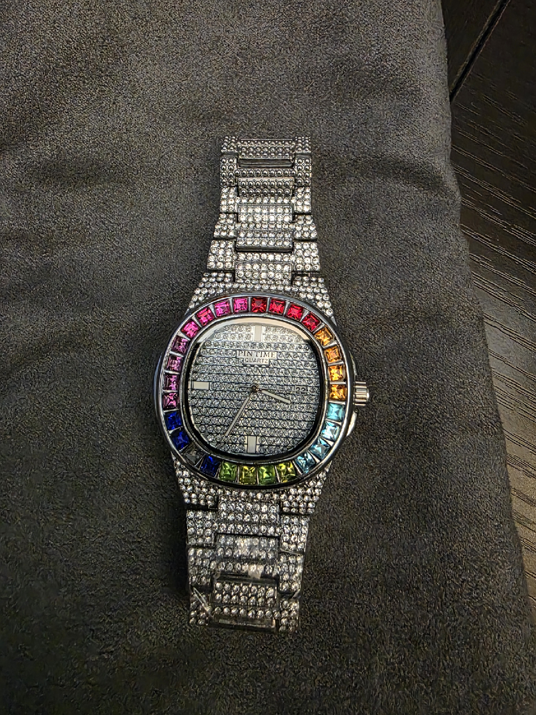 Spin Time Diamond Quartz Watch