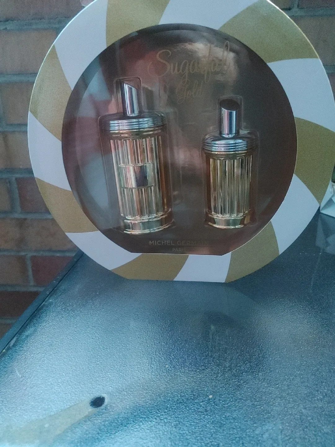 Michel Germain Sugarful Gold Perfume Set image indicator(2)